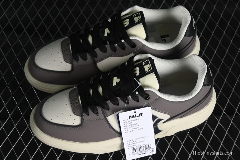 MLB Chunky Liner Basic New York Yankees Height Increasing Thick Sole Casual Sneakers - 3ASXCLB3N50CGS