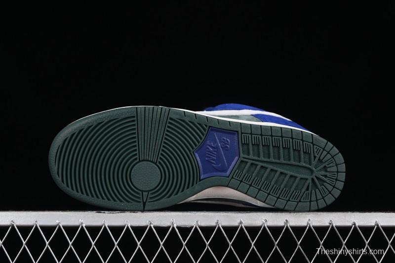 Nike SB Dunk Low Skateboarding Shoes - HF3704-400