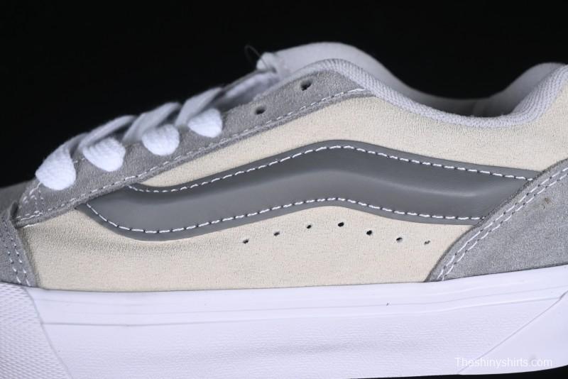 Vans Knu Skool Low-Top Retro Chunky Sneakers - VN000D22BH7