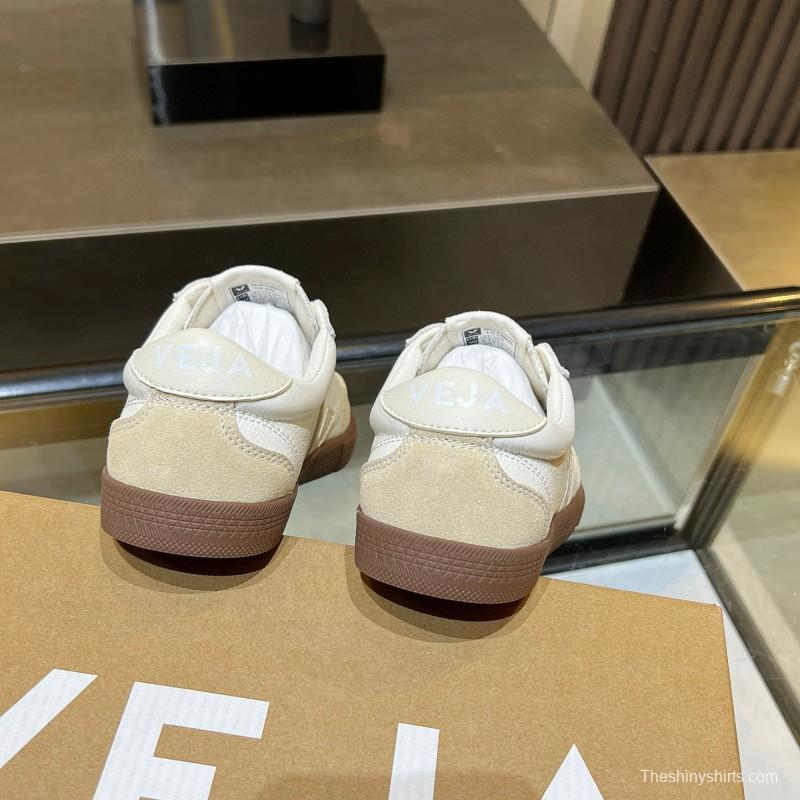 2025 Women VEJA White Beige Leather Suede Sneakers MJ00251