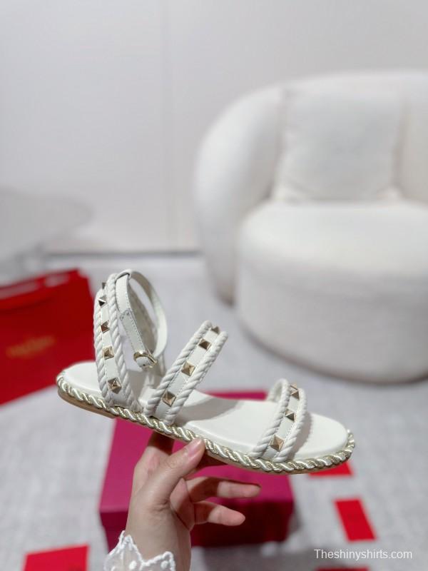 2025 Women Valentino White Leather Sandals Studded LY00250
