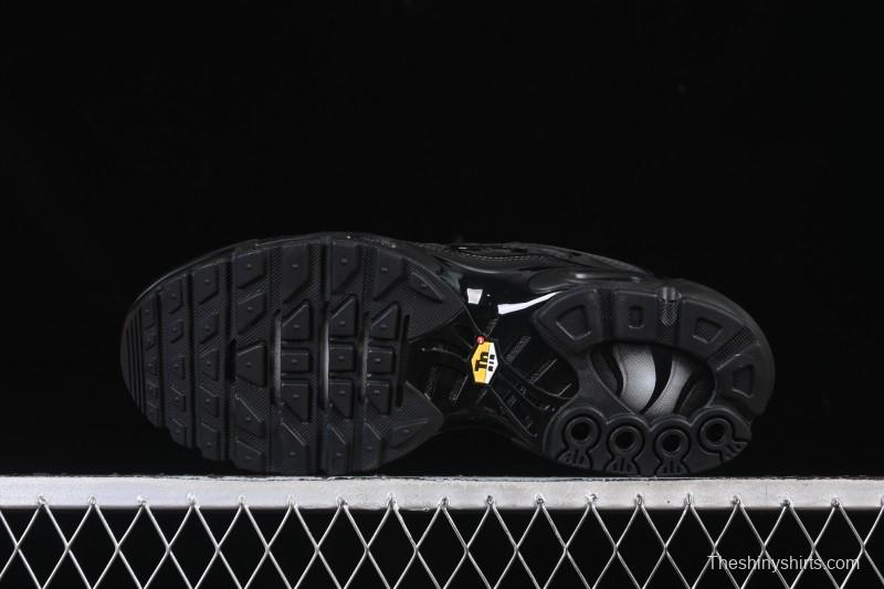 Nike Air Max Plus Retro Running Shoes with Air Cushion Technology - 604133-050