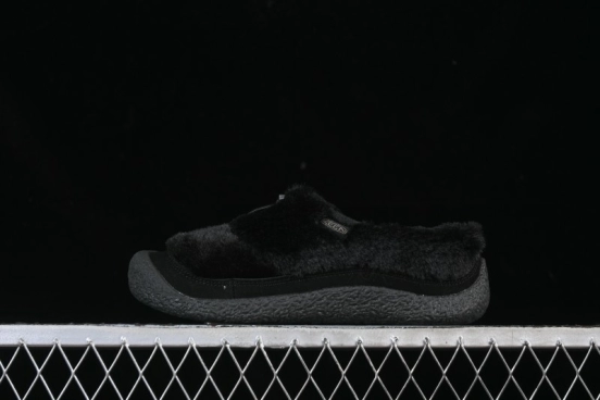 Keen Howser III Slide Winter Plush Casual Lifestyle Shoes - 1029436